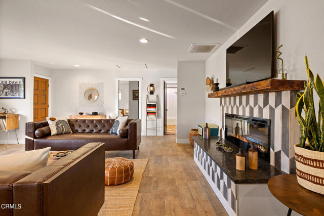 Detail Gallery Image 6 of 52 For 4741 Avenida Del Sol, Joshua Tree,  CA 92252 - 4 Beds | 3 Baths