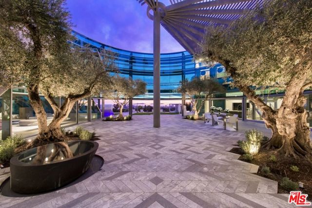 1169 Loma Linda Drive, Beverly Hills CA: https://media.crmls.org/mediaz/55efa0dd-4107-41e9-9385-15ca6d96d5b0.jpg