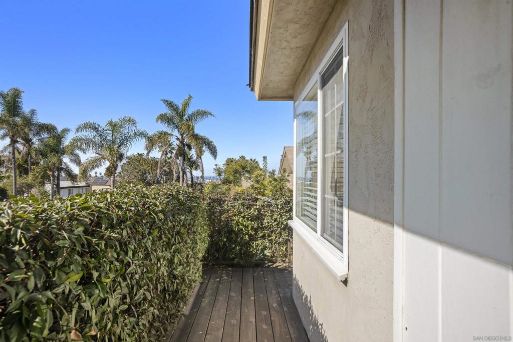 4614 Saratoga Ave - photo 9