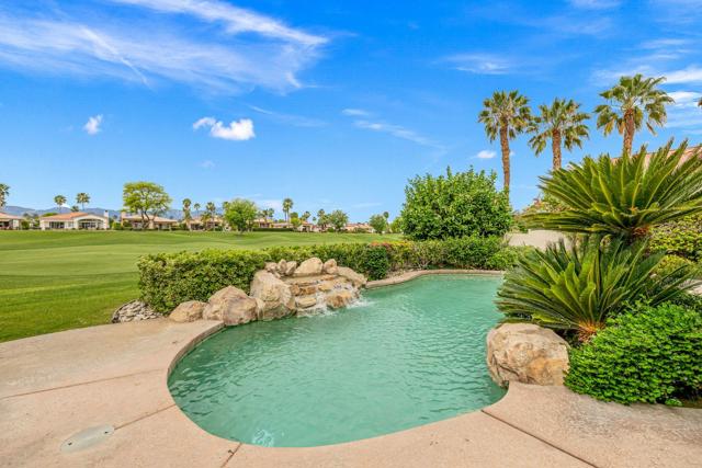 727 Arrowhead Drive, Palm Desert, CA 92211