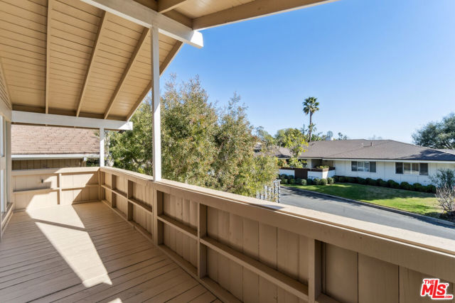 13443 Bayliss Road, Los Angeles CA: https://media.crmls.org/mediaz/55f2dfed-4e6a-41fc-8c94-f611d1fd35f9.jpg