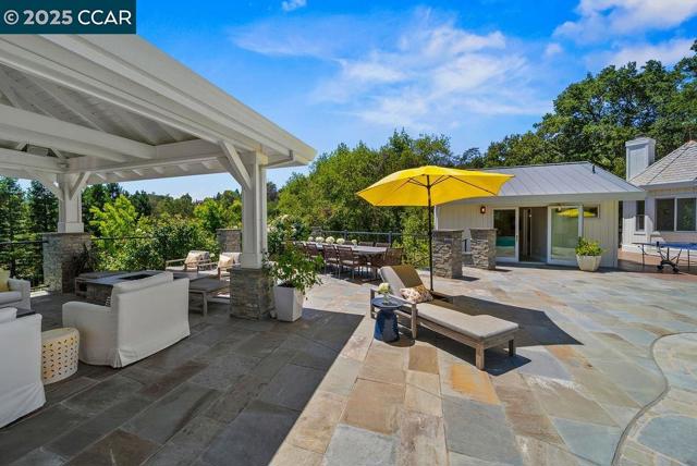 33 Los Arabis Circle, Lafayette CA: https://media.crmls.org/mediaz/55f30451-ff17-4ea1-8a80-224244d1bbf4.jpg