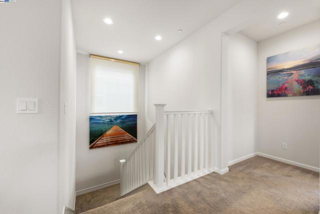 257 E Terra Mia Ave, Mountain House CA: https://media.crmls.org/mediaz/55f3bd7a-30ed-4c39-986b-b0979c3638f7.jpg