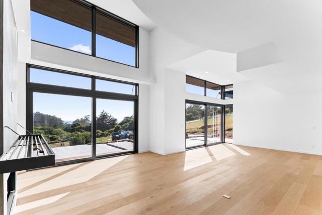 600 Sea View Terrace, La Selva Beach CA: https://media.crmls.org/mediaz/55f442b7-b8fb-4d33-810e-4bf5033a7a0e.jpg