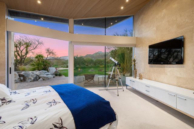 79095 Tom Fazio N Lane, La Quinta CA: https://media.crmls.org/mediaz/55f4e28d-772a-45de-abf0-372e96d4b190.jpg