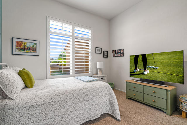 80474 Muirfield Drive, Indio CA: https://media.crmls.org/mediaz/55f5200b-bf12-4c73-9b43-4fc5a75f6926.jpg
