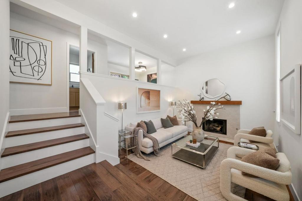 3307 Bay Court
