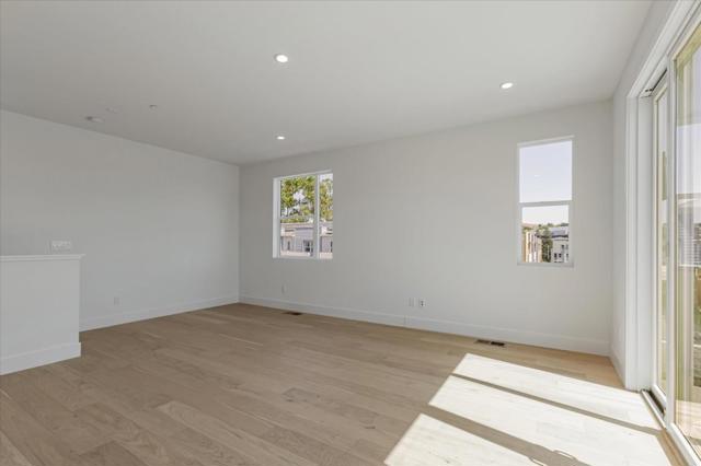 322 Isabelline Court, San Ramon CA: https://media.crmls.org/mediaz/55f6098b-eb97-4356-836d-2874e5ecb436.jpg