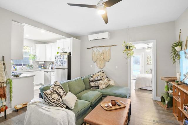 931 21st, San Diego CA: https://media.crmls.org/mediaz/55f6dd05-20a7-460c-a4cc-501dea557d23.jpg