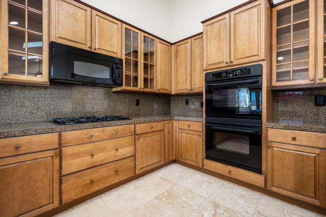 72928 Tamarisk Street, Palm Desert CA: https://media.crmls.org/mediaz/55f73e9b-9e2e-4f7a-991e-2737f5ae8721.jpg