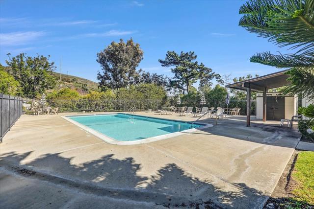 Detail Gallery Image 31 of 45 For 9908 Caminito Bolsa, San Diego,  CA 92129 - 3 Beds | 1/1 Baths