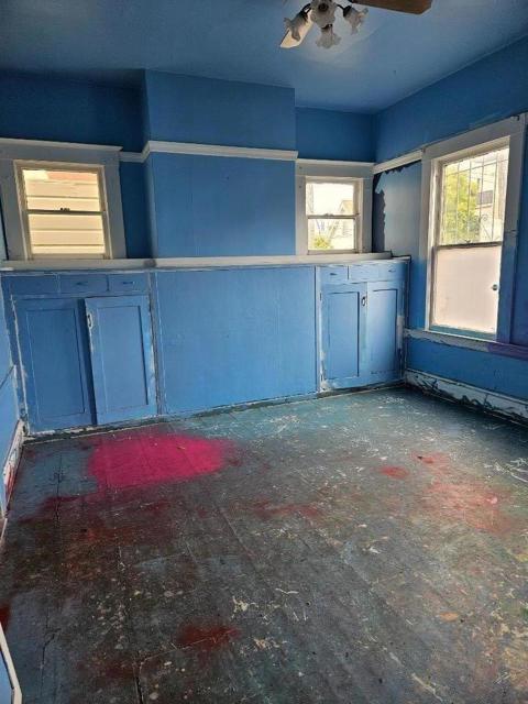 275 Miramar Avenue, San Francisco CA: https://media.crmls.org/mediaz/55f950f9-b56b-4996-a8fe-bf8abb58e140.jpg