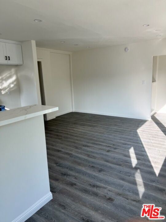 6006 6006 1/2 W Pico Boulevard, Los Angeles CA: https://media.crmls.org/mediaz/55fa513f-973f-4a02-879a-f5d34c927aca.jpg