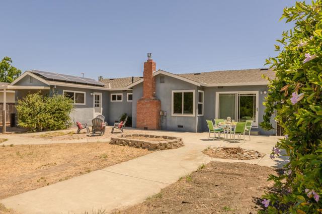 1123 Lucille Street, Livermore CA: https://media.crmls.org/mediaz/55fa5d2d-8015-4953-b4ef-f43bb161543d.jpg