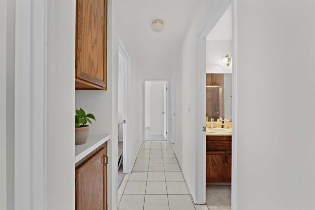 Detail Gallery Image 7 of 22 For 5133 Greenbrook St, Oceanside,  CA 92057 - 4 Beds | 2 Baths