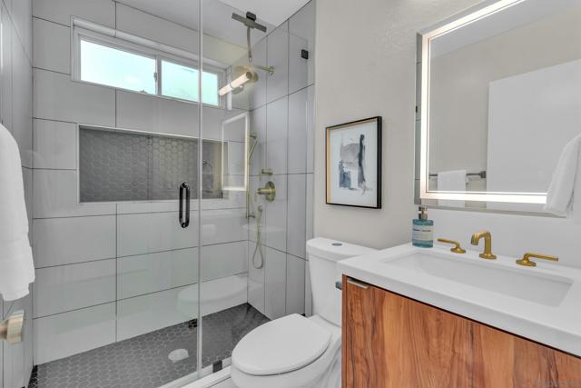 13070 Roundup Ave, San Diego CA: https://media.crmls.org/mediaz/55fb07f2-9cce-40fb-9540-b0c6f76e3a9a.jpg