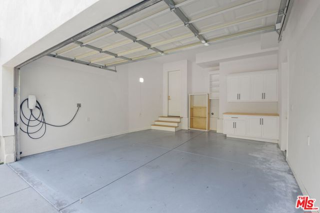 1153 S Clark Drive, Los Angeles CA: https://media.crmls.org/mediaz/55fbf824-a381-4f25-b5bc-d70de2c22cc9.jpg