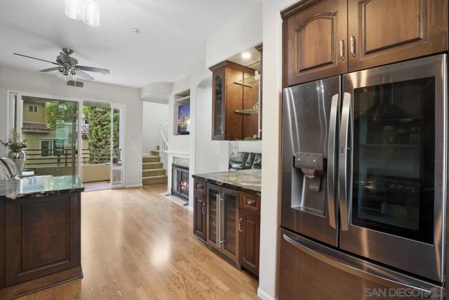 2989 Escala Circle, San Diego CA: https://media.crmls.org/mediaz/55fcd478-cf3f-45f2-96cd-66dbd95f1dc2.jpg