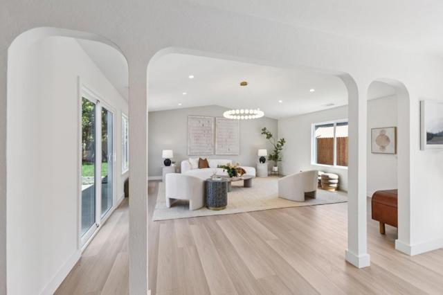 1034 Delaware Way, Livermore CA: https://media.crmls.org/mediaz/55fda350-c17c-4279-8f60-f2a9d0258817.jpg