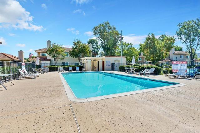 Detail Gallery Image 21 of 23 For 10727 Holly Meadows Dr, Santee,  CA 92071 - 3 Beds | 2/1 Baths