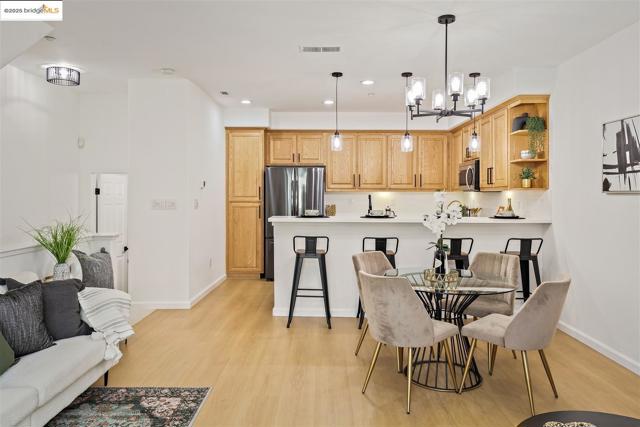 4153 Clarinbridge Cir, Dublin CA: https://media.crmls.org/mediaz/55fedcb6-f15a-4434-8b46-e1f5d4a87369.jpg