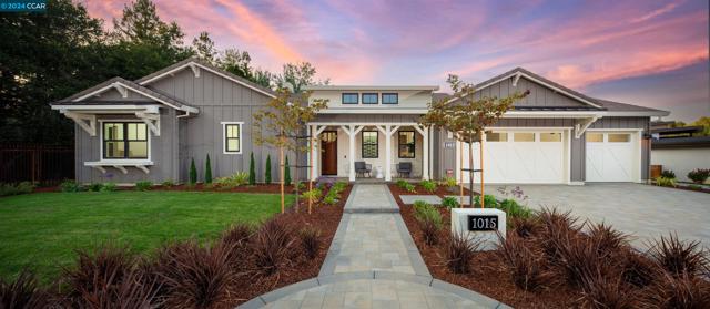 1015 Borrette Court, Napa CA: https://media.crmls.org/mediaz/55ff0546-1ab3-4c0b-ac06-f9bf46342294.jpg