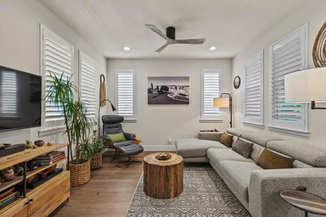 18938 Kilpatrick Lane,  CA: https://media.crmls.org/mediaz/55ff4a3f-669b-4398-9df0-93735120568d.jpg