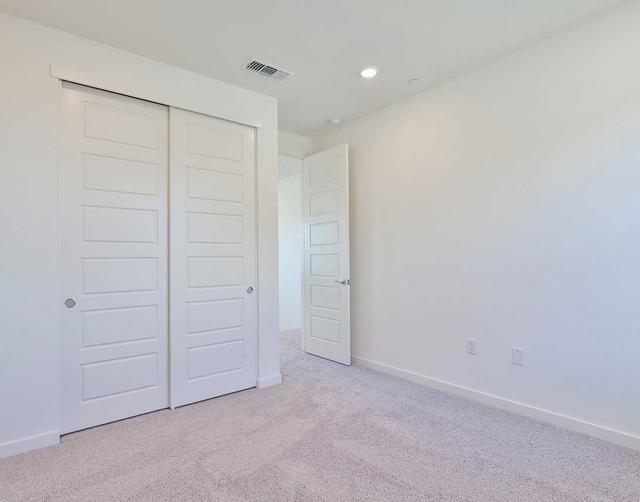 5712 Lake Club Drive, Fairfield CA: https://media.crmls.org/mediaz/55ffb41d-16b0-4578-a877-58ed55bdb9f4.jpg