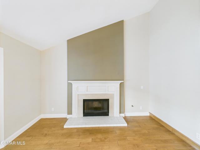 29650 Kimberly Drive, Agoura Hills CA: https://media.crmls.org/mediaz/56000ee9-92da-4d8a-a9c4-95ac5fc18052.jpg