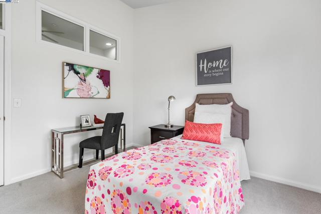 5648 Belleza Dr, Pleasanton CA: https://media.crmls.org/mediaz/56004b89-fb76-4558-8104-96ef6b7674f4.jpg