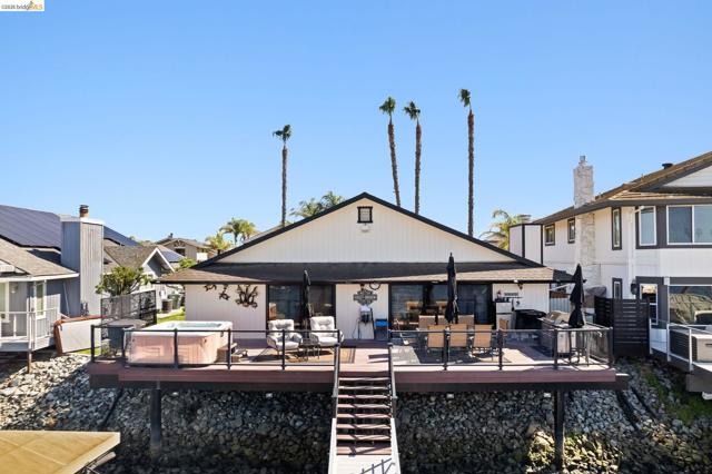 Image 35 of 39 For 5621 Starboard Dr