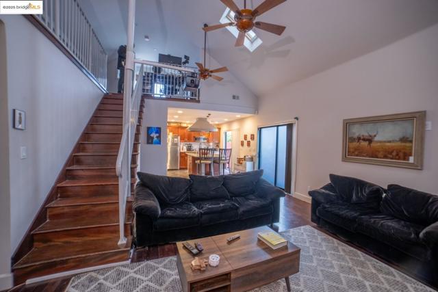 Image 7 of 50 For 1217 32nd St