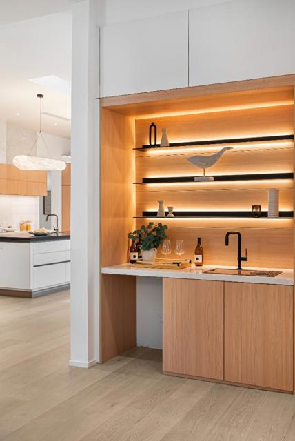 1068 Riverside Drive, Los Altos CA: https://media.crmls.org/mediaz/560219fb-9d27-4d89-b7a0-936892725686.jpg