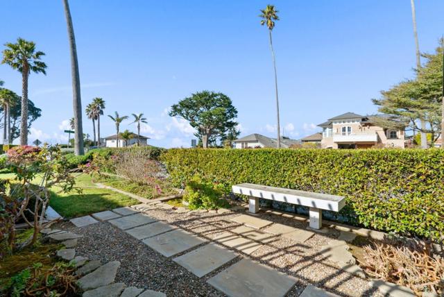 108 Benito Avenue, La Selva Beach CA: https://media.crmls.org/mediaz/56028185-585e-4ec3-8a44-706122d3c062.jpg