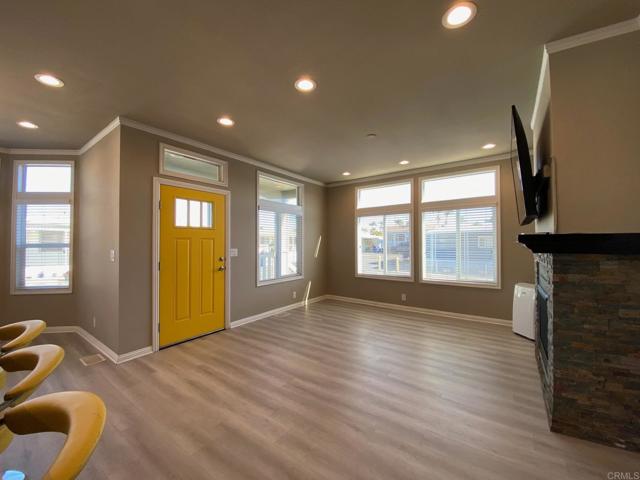 Detail Gallery Image 15 of 69 For 521 Orange Ave #104, Chula Vista,  CA 91911 - 3 Beds | 2 Baths