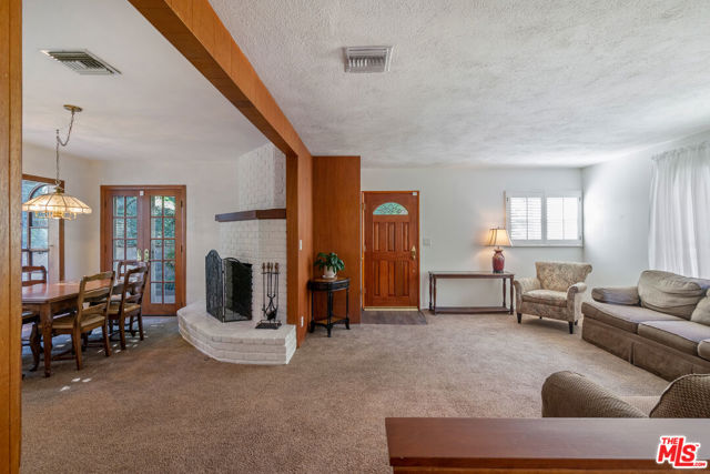 10022 Moy Lane photo 7