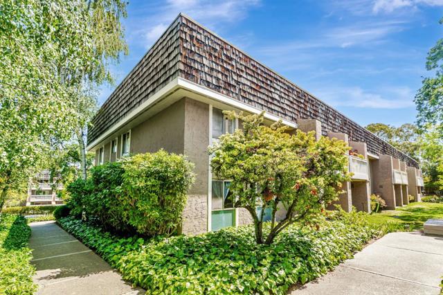 675 Sharon Park Drive, Menlo Park CA: https://media.crmls.org/mediaz/5603bc88-b549-4c6a-b89c-db3009f3dc88.jpg