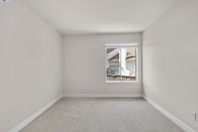 32 Maximo Ct, Danville CA: https://media.crmls.org/mediaz/5603c3a2-5477-4608-9133-9d096a5dfbda.jpg