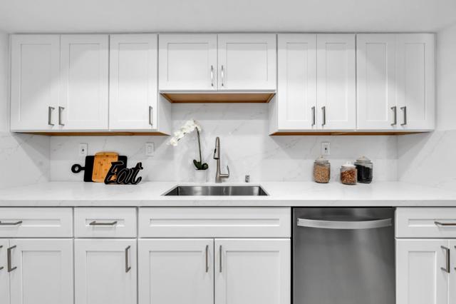 1500 Howard Avenue, Burlingame CA: https://media.crmls.org/mediaz/5603c860-9743-4676-a7ce-38d35067f0e8.jpg