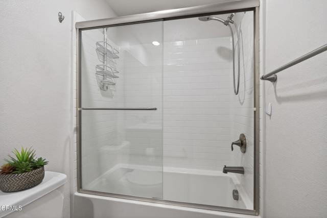 Detail Gallery Image 12 of 53 For 374 Serra St, Camarillo,  CA 93010 - 3 Beds | 3/1 Baths