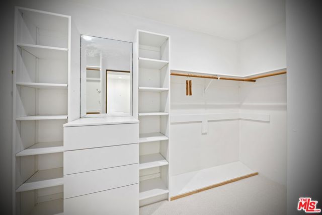 15500 W Sunset Boulevard, Pacific Palisades CA: https://media.crmls.org/mediaz/5604f00b-df78-43ea-a0b5-14de8d99912a.jpg