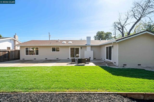 Image 28 of 31 For 3959 Chestnut Ave