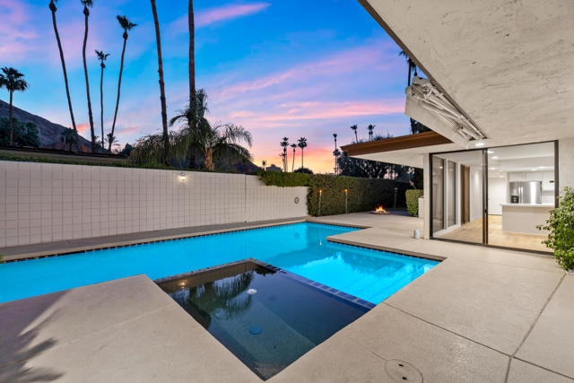 46428 War Bonnet Circle, Indian Wells CA: https://media.crmls.org/mediaz/5607963d-4f6f-4892-8543-231bd0a1830b.jpg