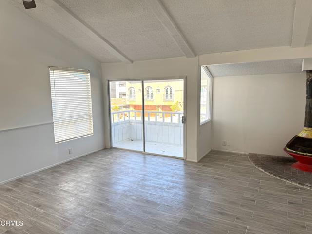 Detail Gallery Image 9 of 18 For 244 Melrose Dr, Oxnard,  CA 93035 - 3 Beds | 2 Baths