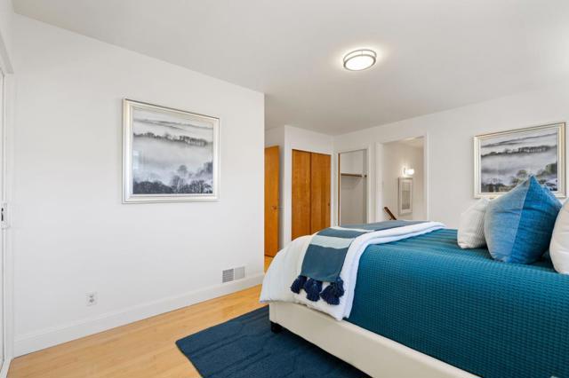 2310 Wooster Avenue, Belmont CA: https://media.crmls.org/mediaz/56089595-75bd-437b-9c38-31e1ad6a4257.jpg