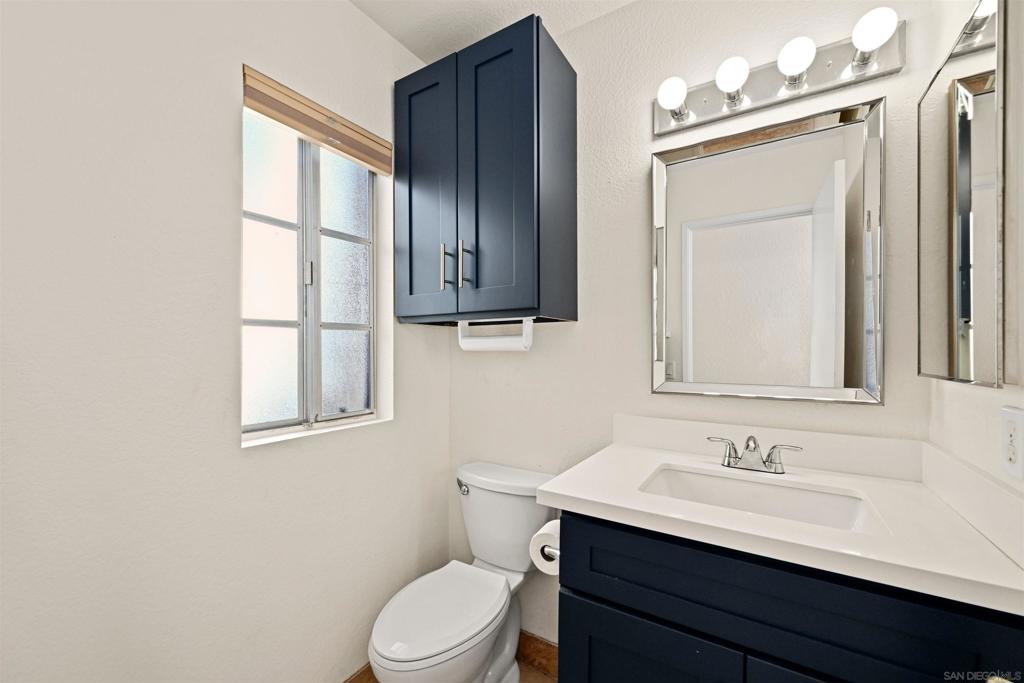 MLS #250042122SD image #8