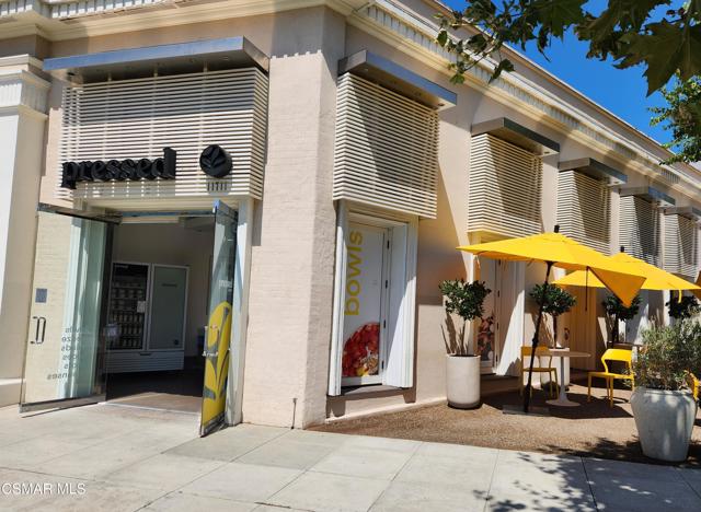 Drew Fenton | 11645 Montana Avenue Los Angeles CA | MLS: 7363443 Drew Fenton | 11645 Montana Avenue Los Angeles CA | MLS: 7363443