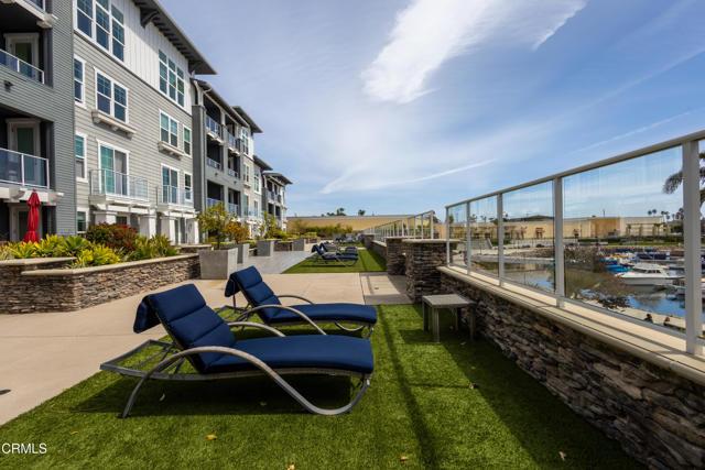 Detail Gallery Image 33 of 37 For 4012 Tradewinds Dr #101,  Oxnard,  CA 93035 - 3 Beds | 2 Baths