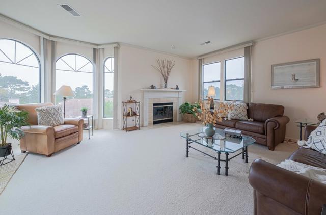 3016 Ransford Circle, Pacific Grove CA: https://media.crmls.org/mediaz/560b2b5f-c0cd-432b-94f2-355c3d80c72d.jpg