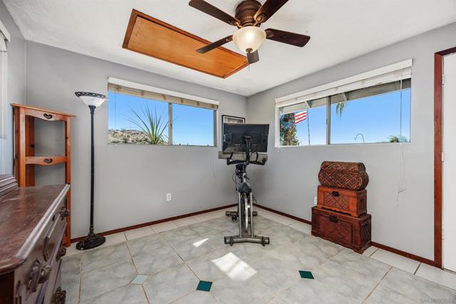 11270 San Luis Rey Dr, Valley Center CA: https://media.crmls.org/mediaz/560b5156-f315-4dc7-886a-690e001bb8ac.jpg